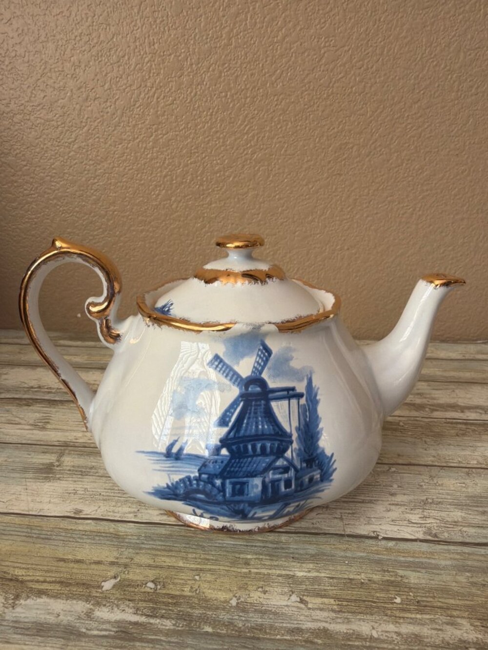 Vintage Arnels Ceramic Teapot w/Lid Blue Windmill Design Gold Trim Rare Pattern - Picture 2 of 15